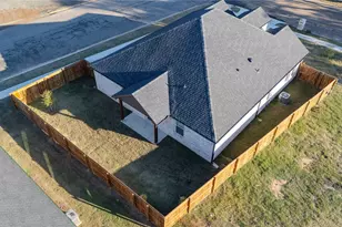 511 Richardson St, Athens, TX 75751 - Photo 40