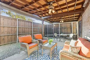 2001 Via Sevilla, Carrollton, TX 75006 - Photo 28