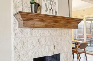 2001 Via Sevilla, Carrollton, TX 75006 - Photo 6