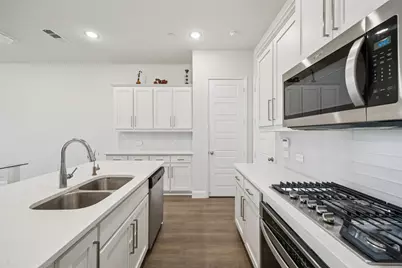 12986 Jk Ojha Street, Farmers Branch, TX 75234 - Photo 10