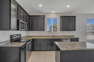 3132 Layla Creek Dr, Little Elm, TX 75068 - Photo 10