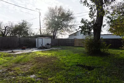 3758 Wayside Avenue, Fort Worth, TX 76110 - Photo 34