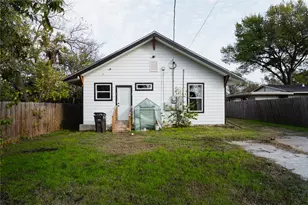 3758 Wayside Ave, Fort Worth, TX 76110 - Photo 32