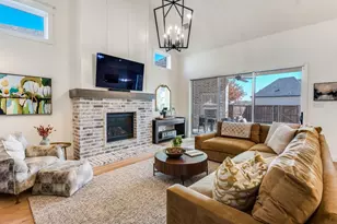 1517 Viridian Park Ln, Arlington, TX 76005 - Photo 2