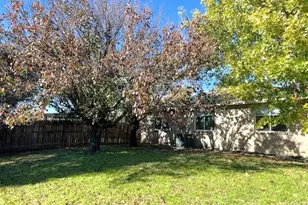 7328 Summerset Dr, Benbrook, TX 76126 - Photo 32