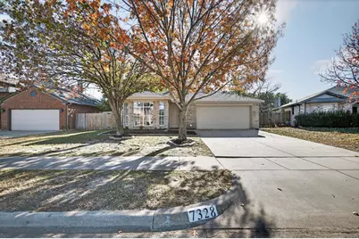 7328 Summerset Drive, Benbrook, TX 76126 - Photo 2