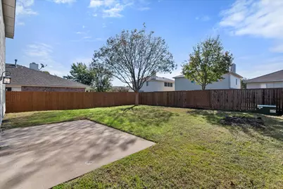 1049 Triple Crown Drive, Fort Worth, TX 76179 - Photo 36