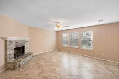 1049 Triple Crown Drive, Fort Worth, TX 76179 - Photo 10