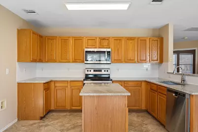1049 Triple Crown Drive, Fort Worth, TX 76179 - Photo 16