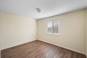 1049 Triple Crown Dr, Fort Worth, TX 76179 - Photo 34