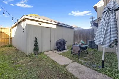 4937 Lomax Drive, Dallas, TX 75227 - Photo 22