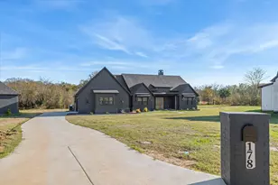 178 Norman Dr, Canton, TX 75103 - Photo 2