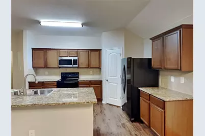 3025 Iris Drive, Lancaster, TX 75146 - Photo 10