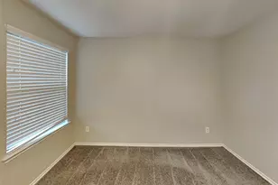 3025 Iris Dr, Lancaster, TX 75146 - Photo 12