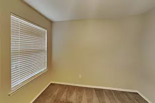 3025 Iris Dr, Lancaster, TX 75146 - Photo 18