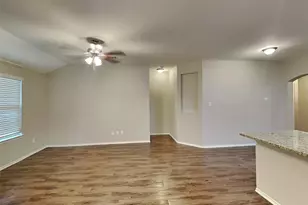 3025 Iris Dr, Lancaster, TX 75146 - Photo 2