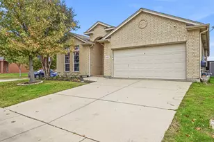 6452 Alexandra Meadows Dr, Fort Worth, TX 76131 - Photo 2