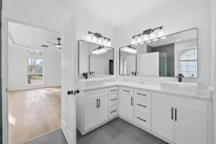 413 Cody Ln, Lewisville, TX 75067 - Photo 16