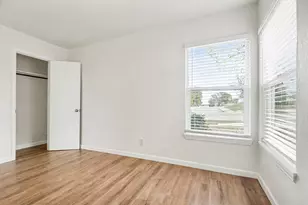 928 Ash Crescent St, Fort Worth, TX 76104 - Photo 26