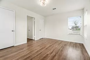 928 Ash Crescent St, Fort Worth, TX 76104 - Photo 22