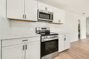 4551 Parkwood Dr, Forest Hill, TX 76140 - Photo 12