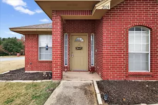 2029 Laney Dr, Sanger, TX 76266 - Photo 1