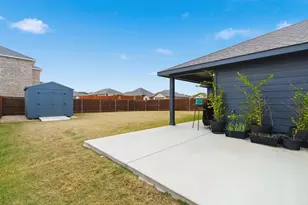 437 Falcon Wy, Azle, TX 76020 - Photo 38