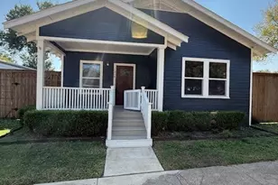 1314 Stewart Dr, Dallas, TX 75208 - Photo 2