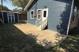 1314 Stewart Dr, Dallas, TX 75208 - Photo 24