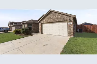 711 Durango Lane, Cleburne, TX 76033 - Photo 2
