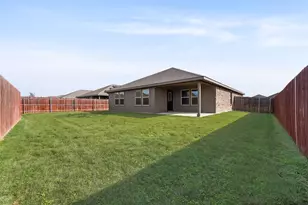 711 Durango Ln, Cleburne, TX 76033 - Photo 24