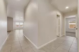 711 Durango Ln, Cleburne, TX 76033 - Photo 4