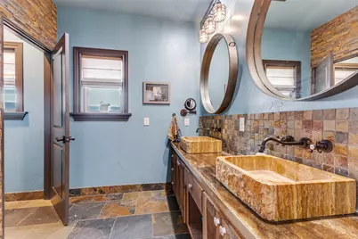 2209 Hillcrest Street, Fort Worth, TX 76107 - Photo 20