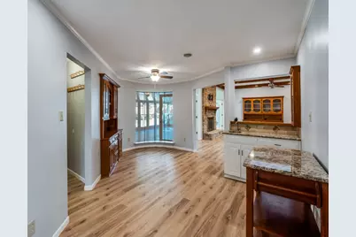 1807 S Crest, Carrollton, TX 75006 - Photo 22