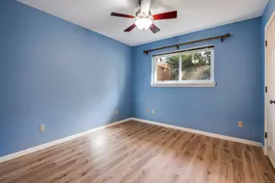 1807 S Crest, Carrollton, TX 75006 - Photo 14