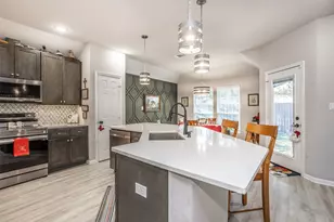 1135 Vintage Ave, Gainesville, TX 76240 - Photo 8