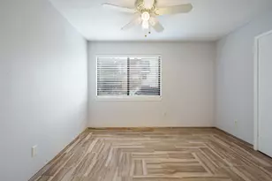 2310 Balsam Dr, Arlington, TX 76006 - Photo 12