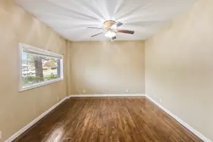 107 S Sheppard Dr, Euless, TX 76040 - Photo 6