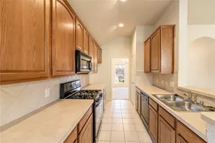 1627 Balboa Ln, Allen, TX 75002 - Photo 10