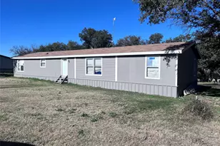 285 Sorrel Ct, Stephenville, TX 76401 - Photo 8