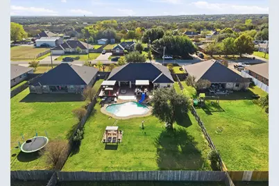 616 Parker Lane, Granbury, TX 76048 - Photo 36