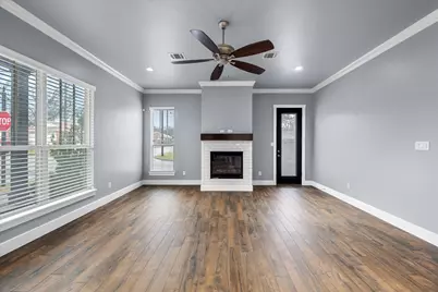 216 Alvarado Street, Mansfield, TX 76063 - Photo 4