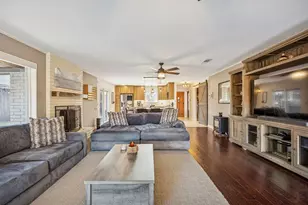 1608 Chaparral Ct, Grapevine, TX 76051 - Photo 14