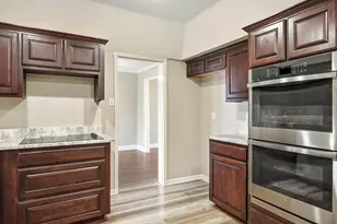 5600 Choctaw Dr, Granbury, TX 76049 - Photo 4