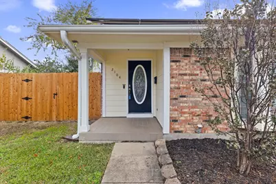 2104 Statler Drive, Carrollton, TX 75007 - Photo 2