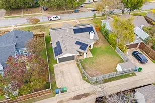 2104 Statler Dr, Carrollton, TX 75007 - Photo 30