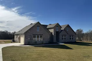 1022 Colt Rd, Springtown, TX 76082 - Photo 2