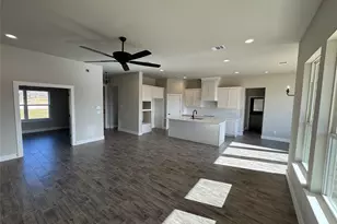 1022 Colt Rd, Springtown, TX 76082 - Photo 4