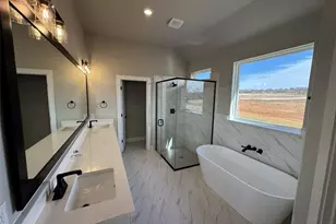 1022 Colt Rd, Springtown, TX 76082 - Photo 10