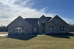 1022 Colt Rd, Springtown, TX 76082 - Photo 1